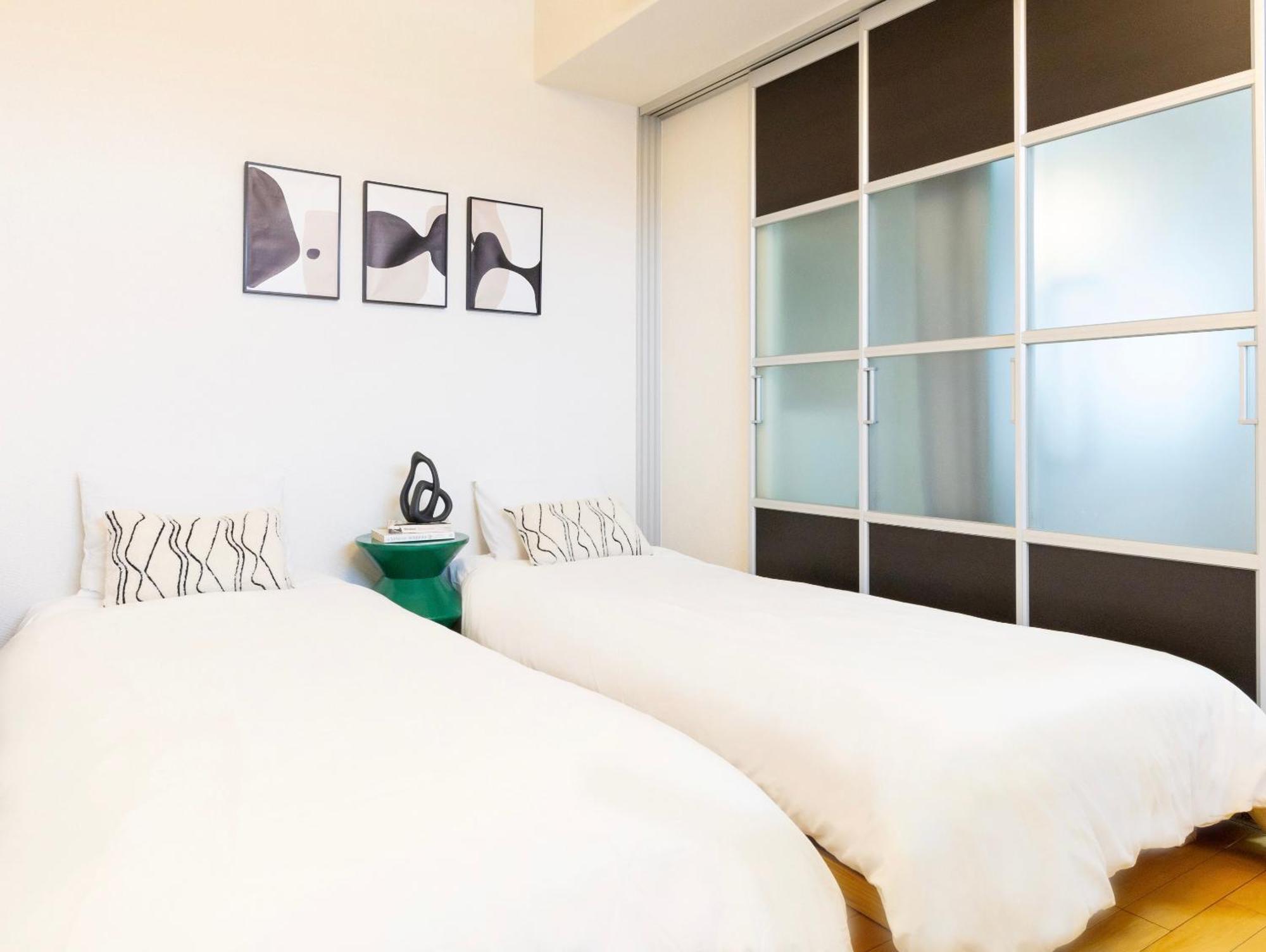 City Hotel Shinsaibashi Lofts Osaka Bagian luar foto